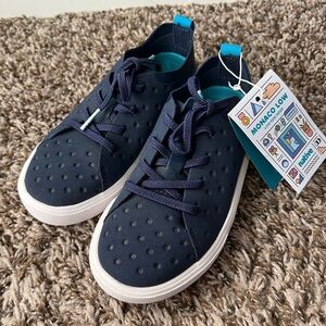 Native regatta blue shell white Monaco low-side rider lace up sneakers C10 NWT